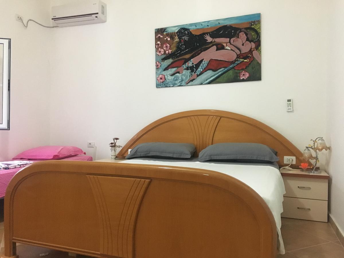 Villas Apartments Shahaj Vlorë Esterno foto